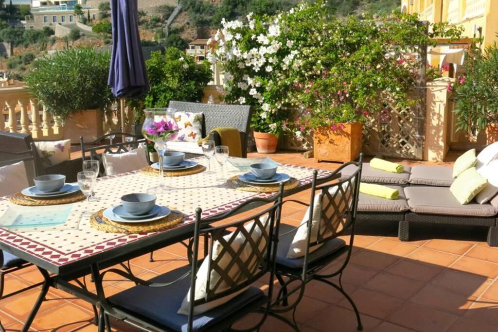 Apartamento En El Puerto De Soller Con Gran Terraza Privada Y Vistas Al Mar. Piscina Comunitaria. Localizado En Un Zona Tranquila Y Muy Soleada. Wifi Gratis Disponible. Parking. Exterior foto