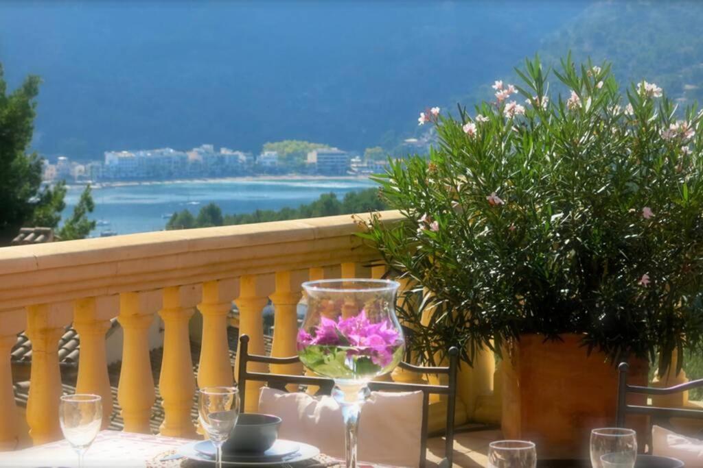Apartamento En El Puerto De Soller Con Gran Terraza Privada Y Vistas Al Mar. Piscina Comunitaria. Localizado En Un Zona Tranquila Y Muy Soleada. Wifi Gratis Disponible. Parking. Exterior foto